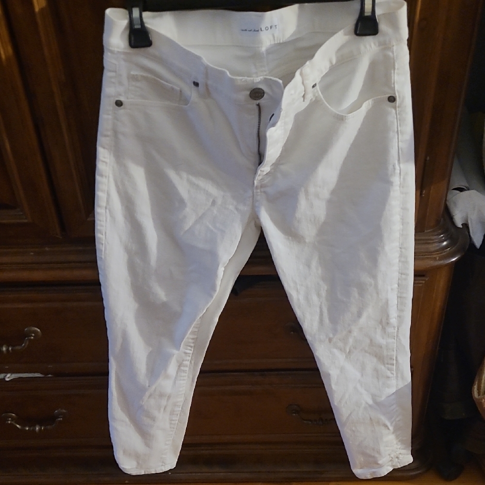 White Cropped Jeans